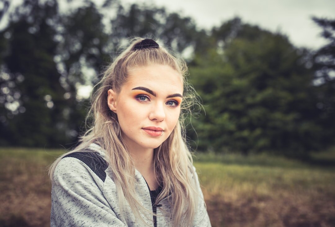 Portrait of a young Danish woman smiling for a testimonial photo